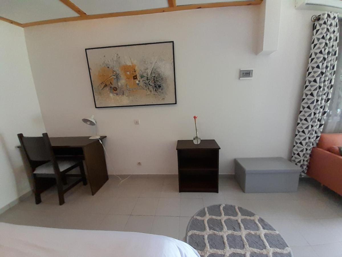 L'Epicurien Bed and Breakfast Cotonou Buitenkant foto